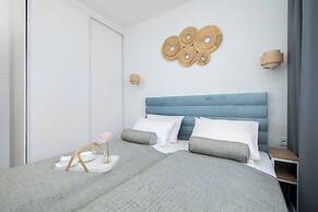 Dabki Apartment By the Beach by Renters