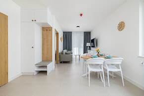 Dabki Apartment By the Beach by Renters