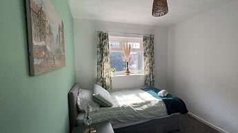 Cozy 2 Bedhouse 20mins From Manchester City Centre