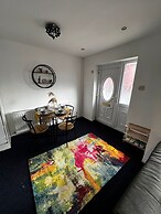 Cozy 2 Bedhouse 20mins From Manchester City Centre