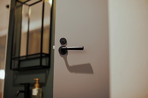 R Hotel Namba Daikokucho