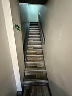 One Bed Apartment - Amazing Town Centre Location