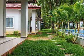 New Dragon Inn Guest House