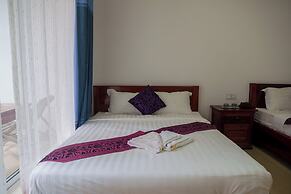 New Dragon Inn Guest House