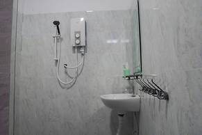 New Dragon Inn Guest House