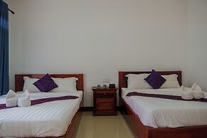 New Dragon Inn Guest House