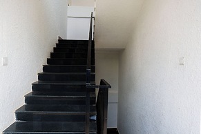 New Dragon Inn Guest House