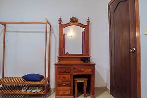 New Dragon Inn Guest House