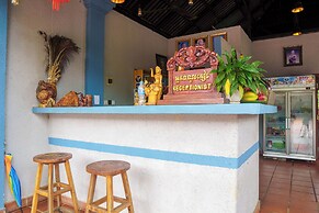 New Dragon Inn Guest House