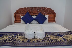 New Dragon Inn Guest House