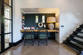 Golden Villa Luxury Pool Retreat & Beach