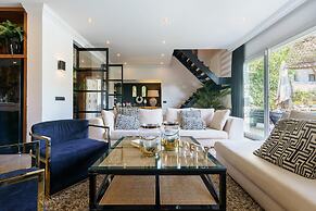 Golden Villa Luxury Pool Retreat & Beach