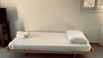 Luna D'agosto a Tinos