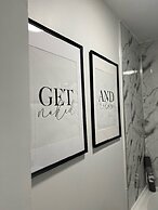 Spacious 2BR City Center Apartment