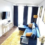 Spacious 2BR City Center Apartment