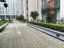 Royal Docks Luxury 3 Bedroom Apartment