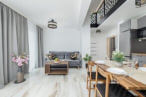 Two-level Apartment by Renters Prestige