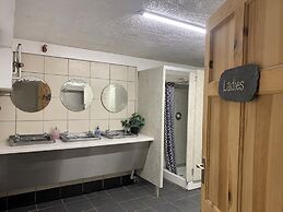 Sleeping Giant Bunkhouse