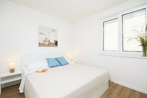 Hedera Estate, Hedera A47