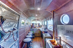 Fallbrook Airplane Home w/ Fire Pit & Mtn Views!