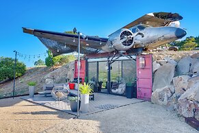 Fallbrook Airplane Home w/ Fire Pit & Mtn Views!
