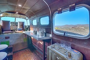 Fallbrook Airplane Home w/ Fire Pit & Mtn Views!