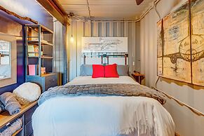 Fallbrook Airplane Home w/ Fire Pit & Mtn Views!