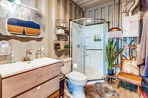 Fallbrook Airplane Home w/ Fire Pit & Mtn Views!