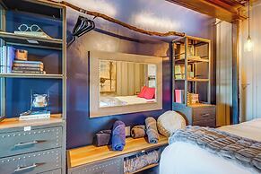 Fallbrook Airplane Home w/ Fire Pit & Mtn Views!