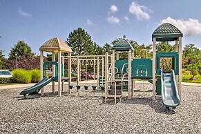 Deck, Hot Tub & Resort Amenities: Ocean View Gem