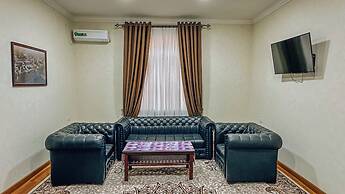 Pakhlavon Hotel