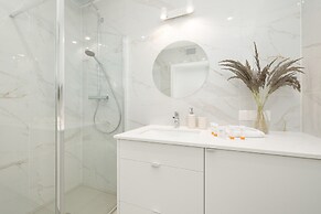 Sea&lake 209 With Parking by Renters