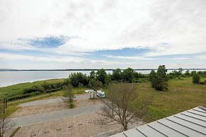 Sea&lake 209 With Parking by Renters