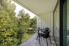 Studio With Swimming Pool by Renters