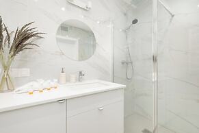 Studio With Swimming Pool by Renters