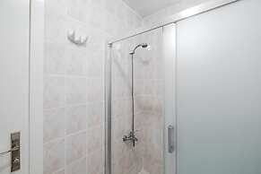 Villa With Terrace Right by the Sea in Urla