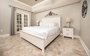 Phoenix West 1802 3 Bedroom Condo