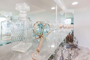 Phoenix On The Bay 1506 2 Bedroom Condo