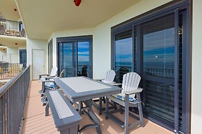 Phoenix Vi 61108 3 Bedroom Condo