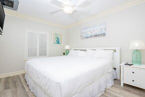 Phoenix Vi 61108 3 Bedroom Condo