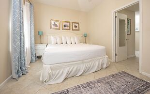 Phoenix Vii 71417 3 Bedroom Condo