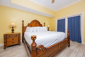 Phoenix West 1605 3 Bedroom Condo