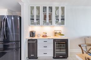 Phoenix X 1403 3 Bedroom Condo