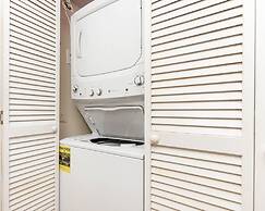 Island Winds East 811 3 Bedroom Condo