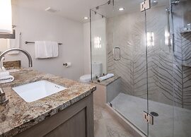 Wall St. #308 3 Bedroom Condo by RedAwning