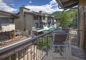 Wall St. #308 3 Bedroom Condo by RedAwning