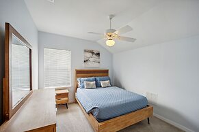 Elegant 5br Villa With Private Pool 5 Bedroom Home by RedAwning