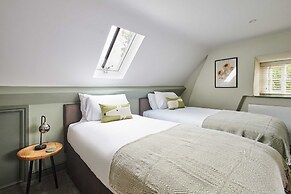 Host Stay Damson Cottage