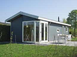 Comfy Chalet With Dishwasher, the Efteling at 2 km