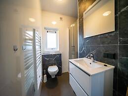 Chalet on a Holiday Park 3.5 km From the Beach